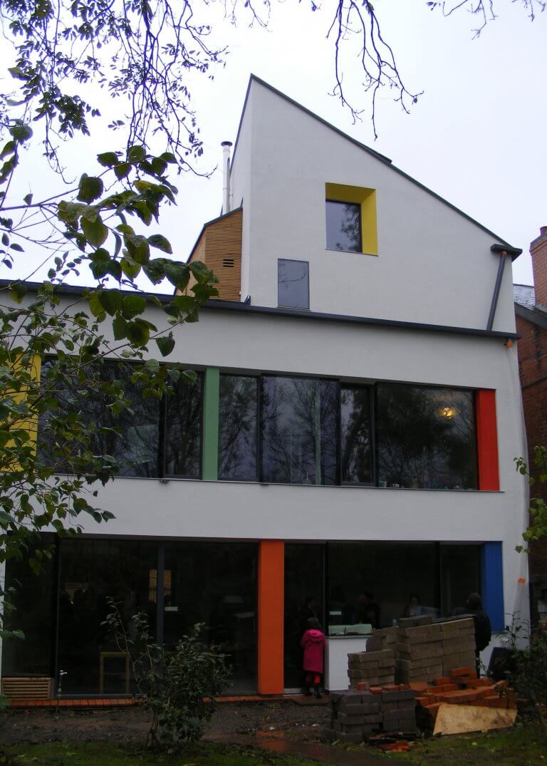 zero-carbon-house-bespoke-furniture-case-study